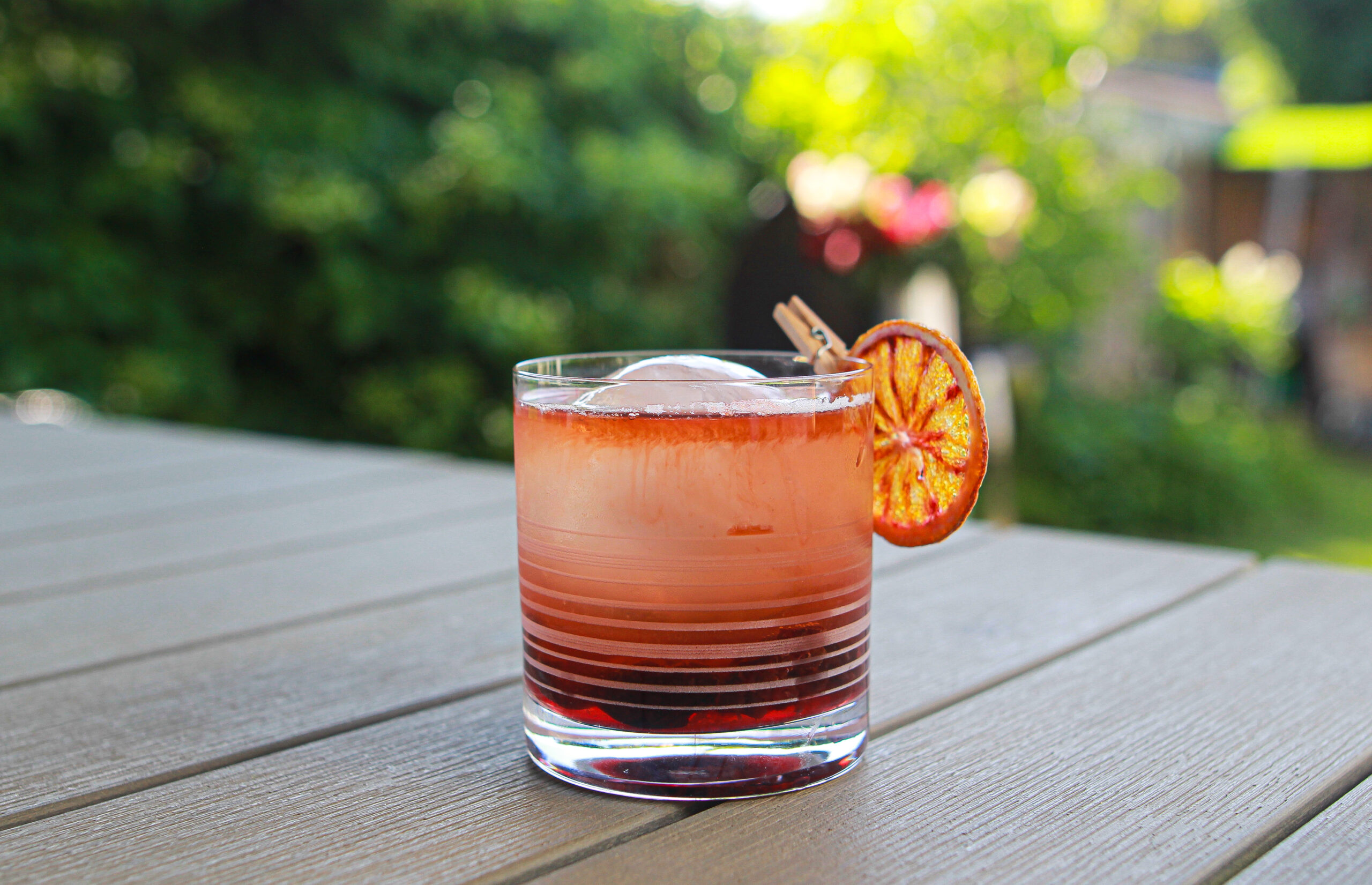 Smoked Cherry Old Fashioned fredagsdrinken